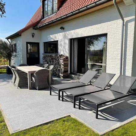 Cosy House With 3 Bedrooms Close To Gent Villa