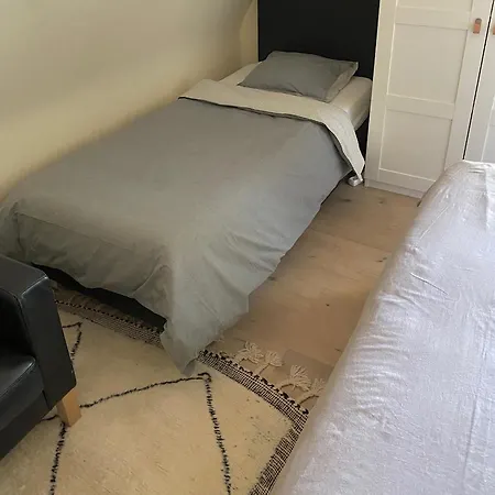 Cosy House With 3 Bedrooms Close To Gent
