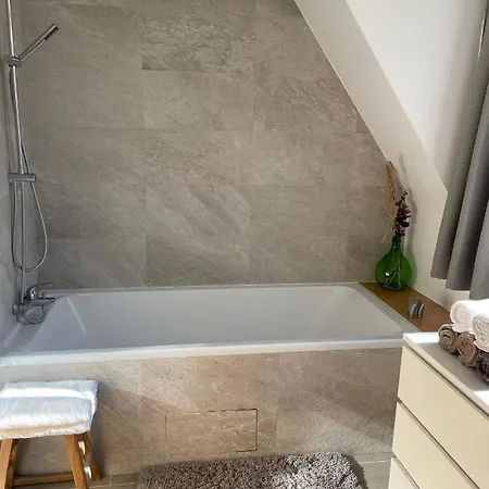 Villa Cosy House With 3 Bedrooms Close To Gent Sint-Martens-Latem